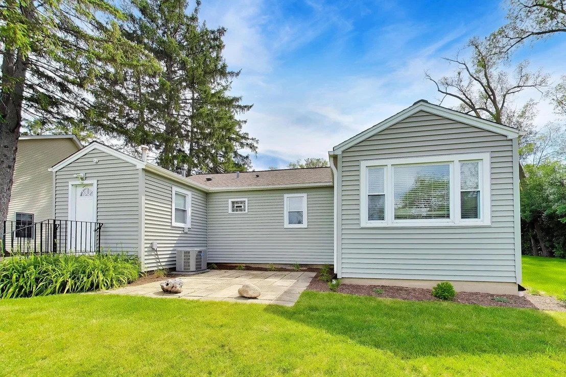 Photo of 2090 Greenview Road