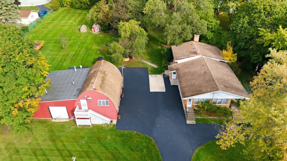 Photo of 2401 Rohlwing Road