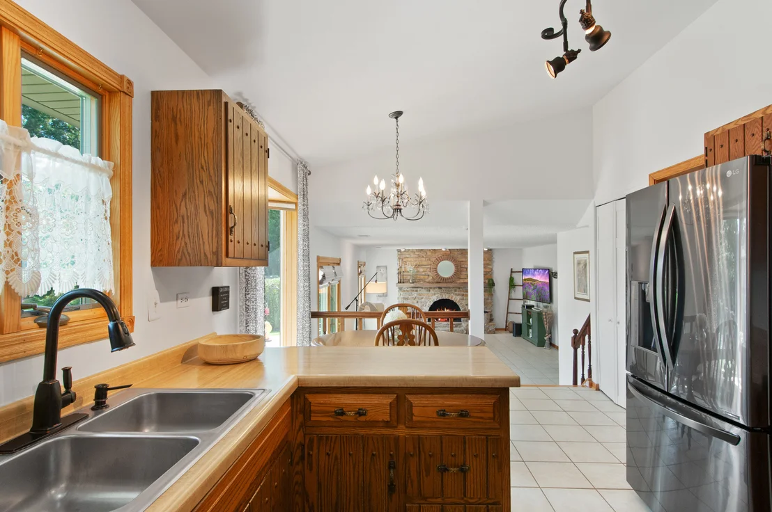 Photo of 669 Kensington Way
