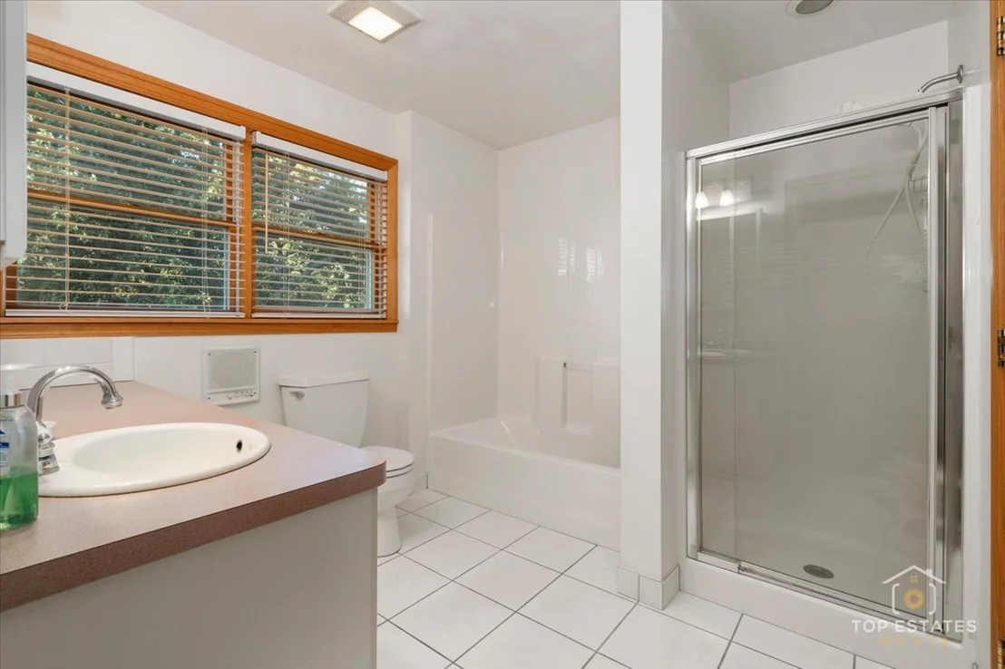 Photo of 2 Marberry Drive
