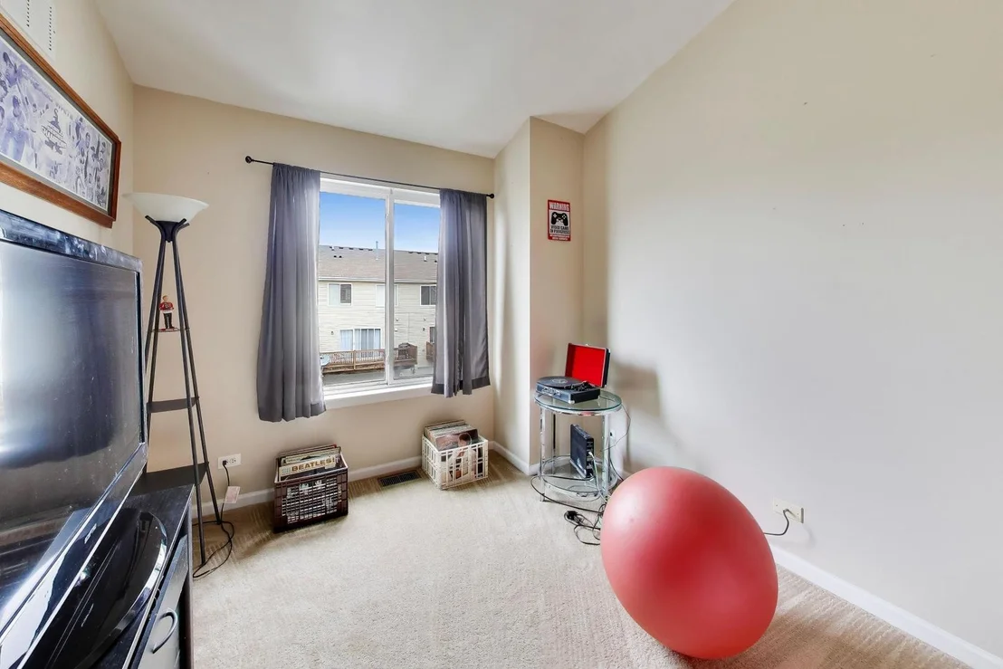 Photo of 1276 SHAMROCK Lane