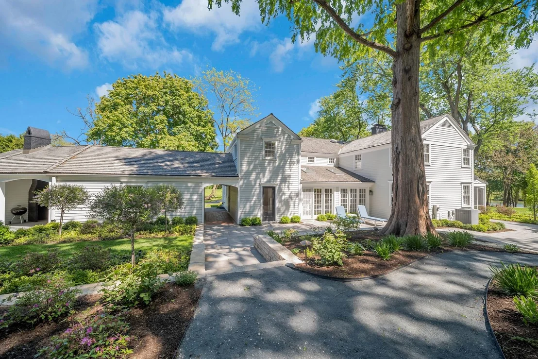 Photo of 32 Otis Road
