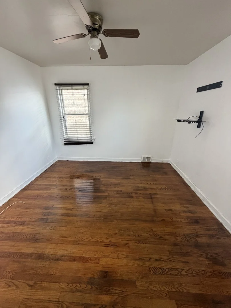 Photo of 3529 W 72nd Place