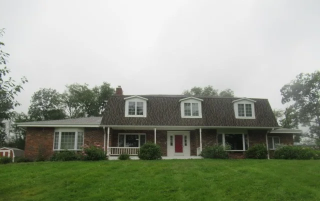 Photo of 16N730 Sumter Drive