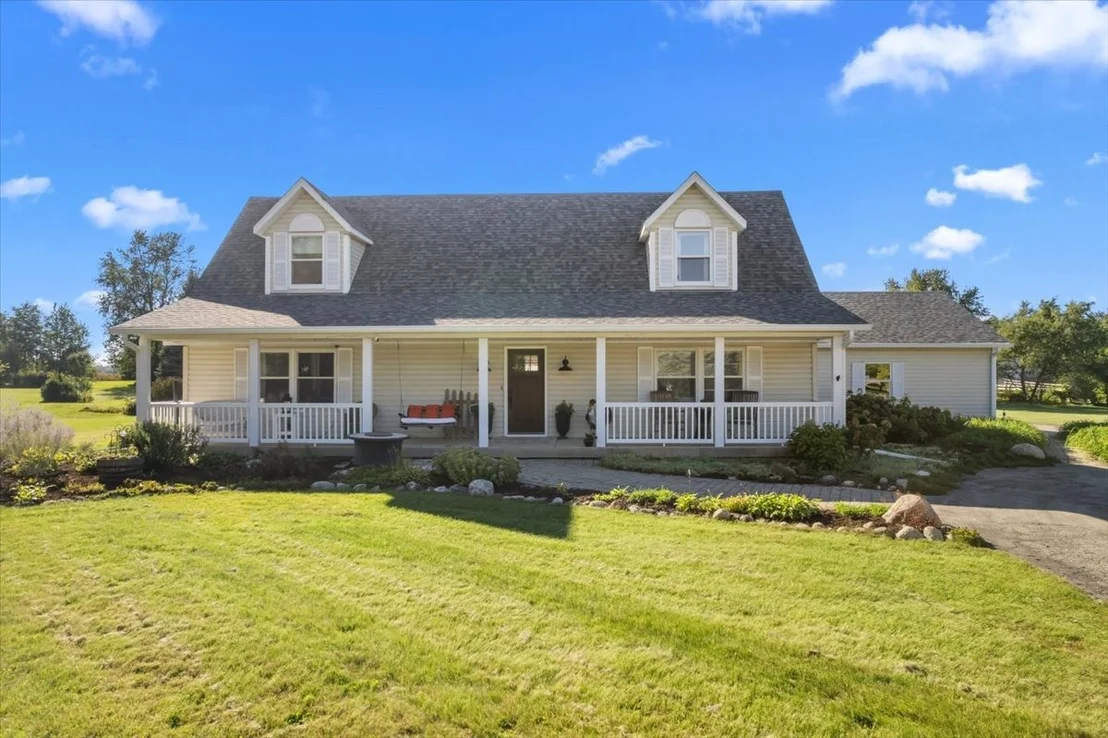 Photo of 9N424 Tamara Drive