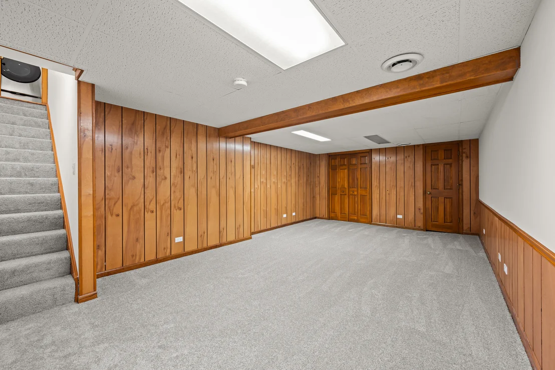 Photo of 1119 Dickens Avenue