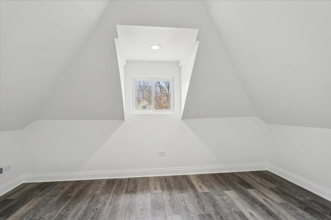 Photo of 1509 W 72nd Place