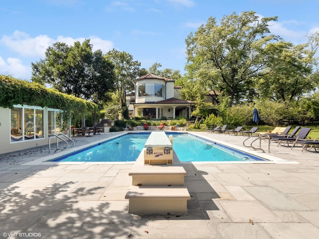 Photo of 1125 Longvalley Road