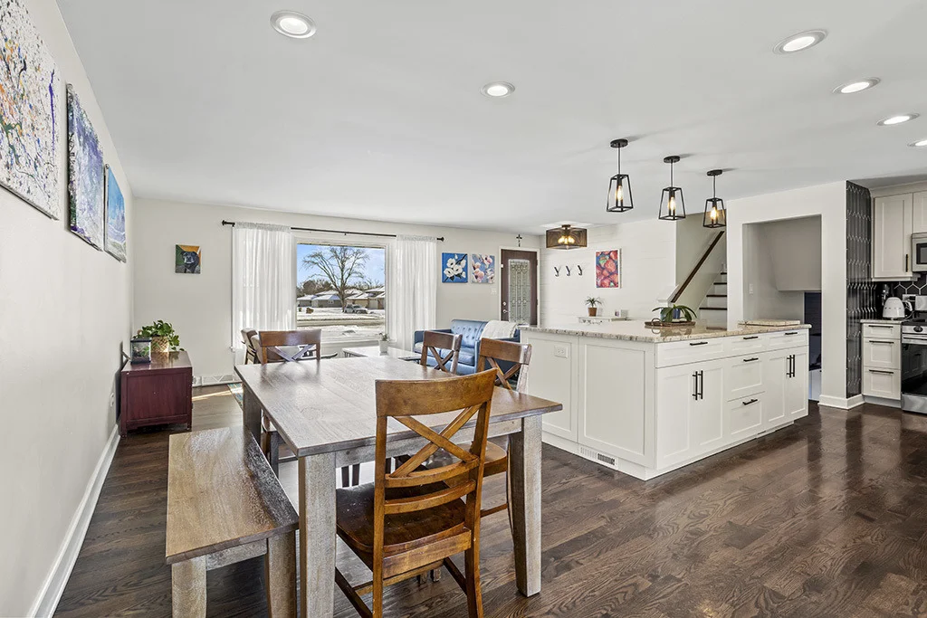 Photo of 1222 Hillview Drive