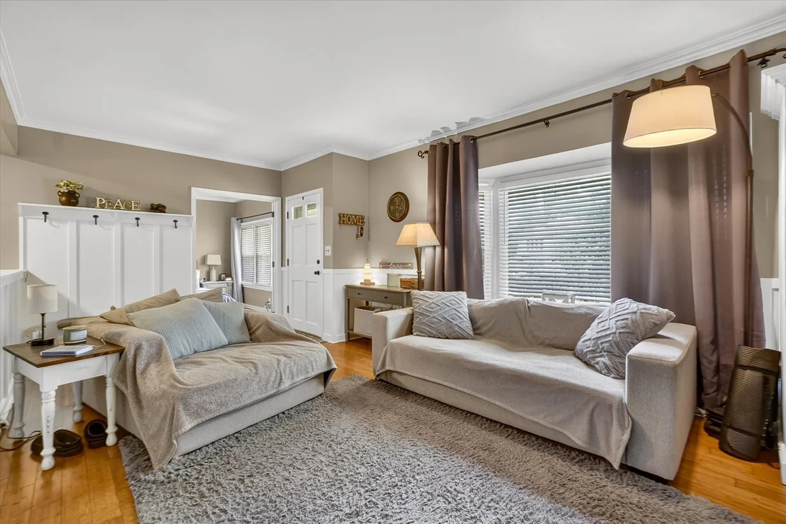Photo of 249 Hickory Lane