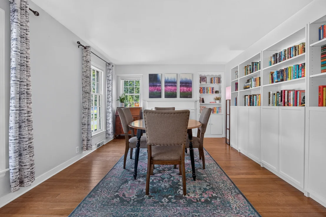 Photo of 816 Manchester Road