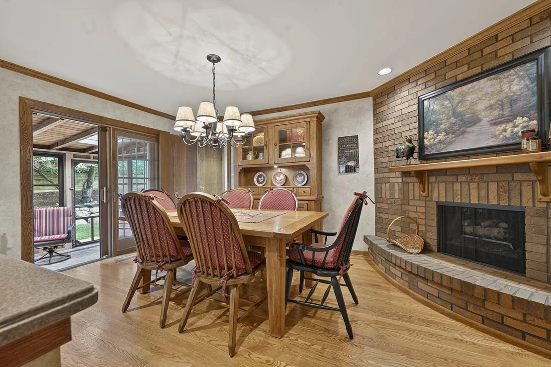 Photo of 3408 James Way