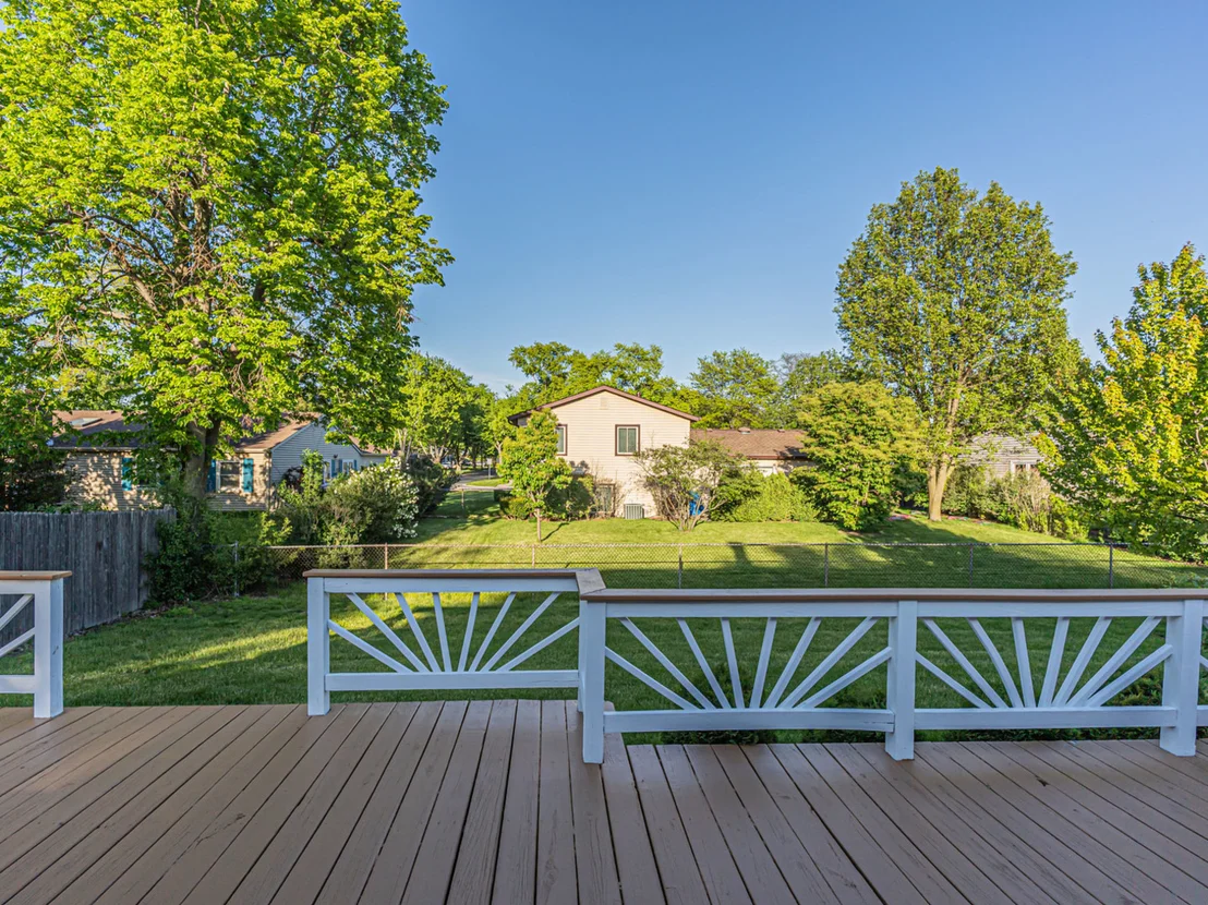 Photo of 1145 N Thackeray Drive