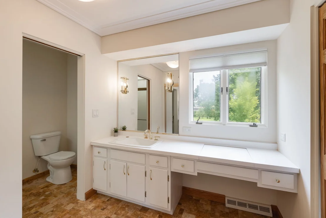 Photo of 212 Cheviot Drive