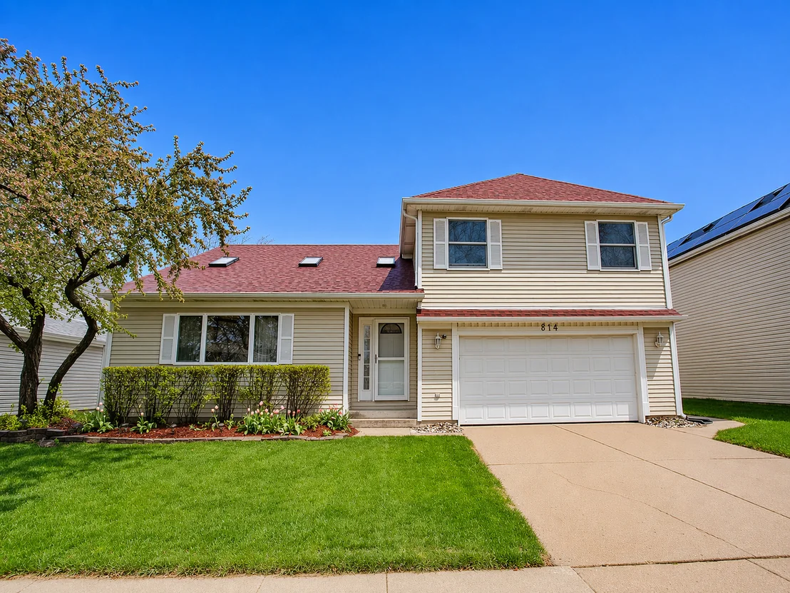Photo of 814 Dunhill Drive