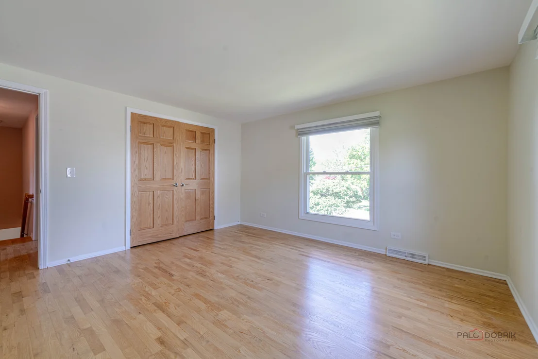 Photo of 255 Lee Road
