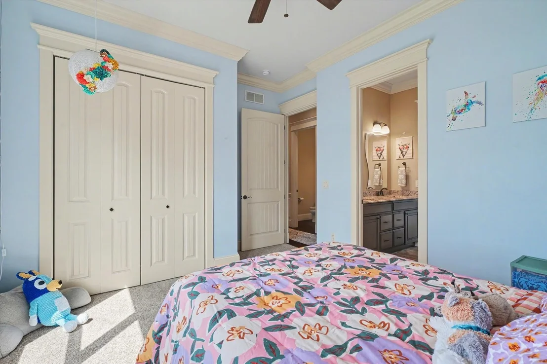 Photo of 405 Denton Drive