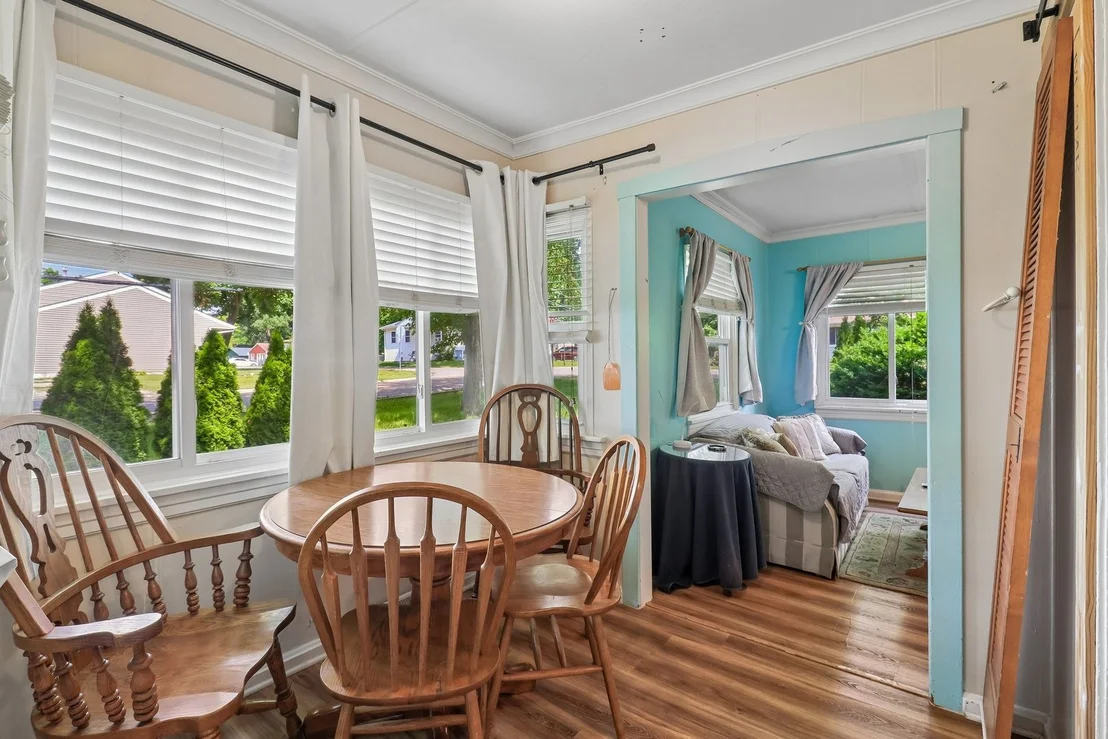 Photo of 121 Beachview Drive