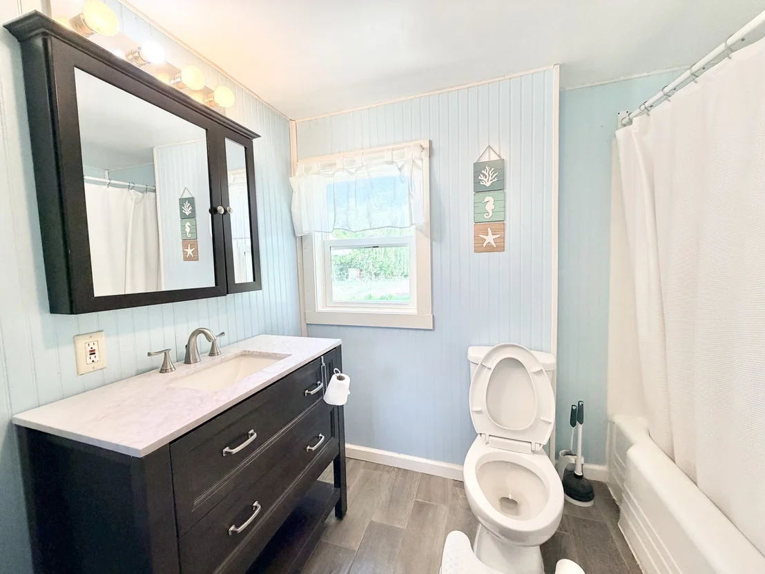 Photo of 1304 N Everett Street