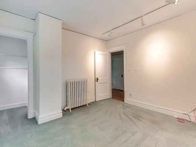 Photo of 1304 Wesley Avenue