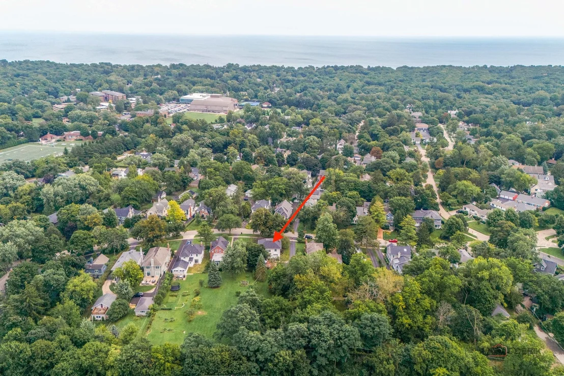 Photo of 136 Washington Circle