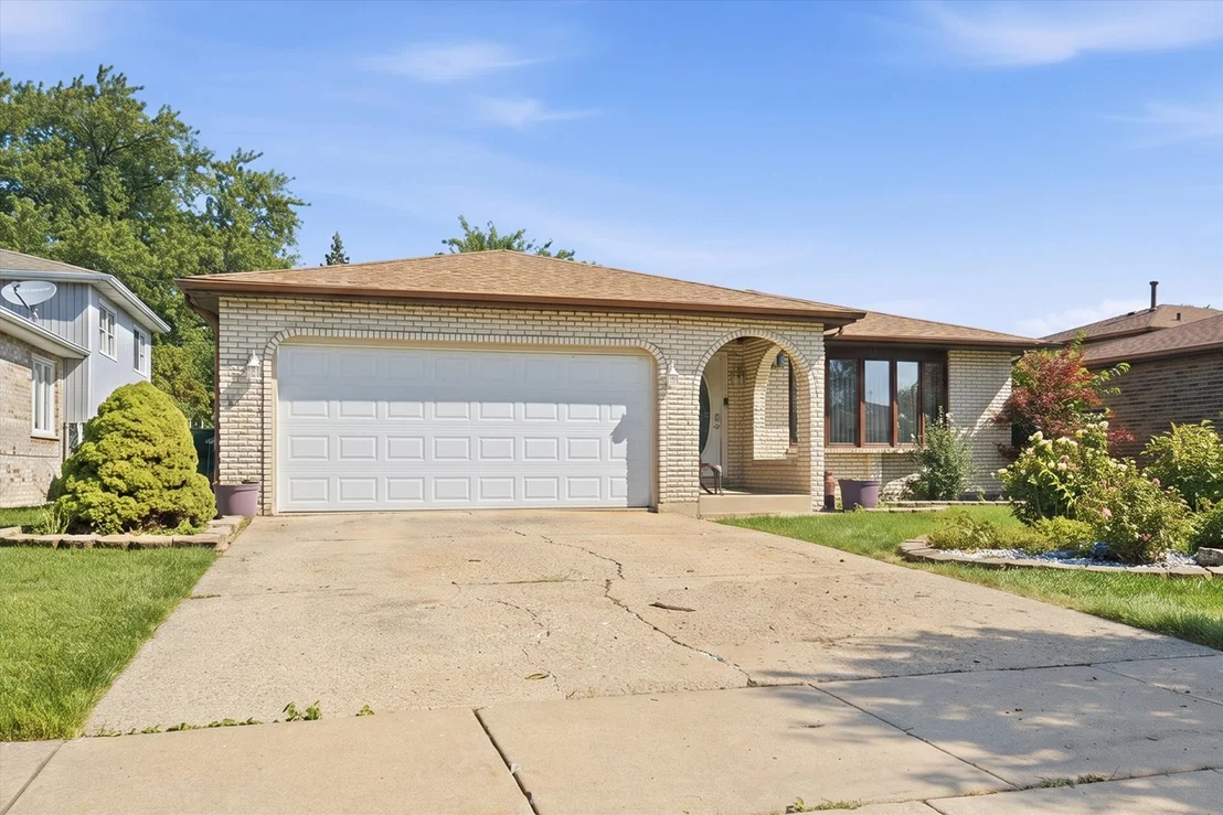 Photo of 7116 W 85th Place