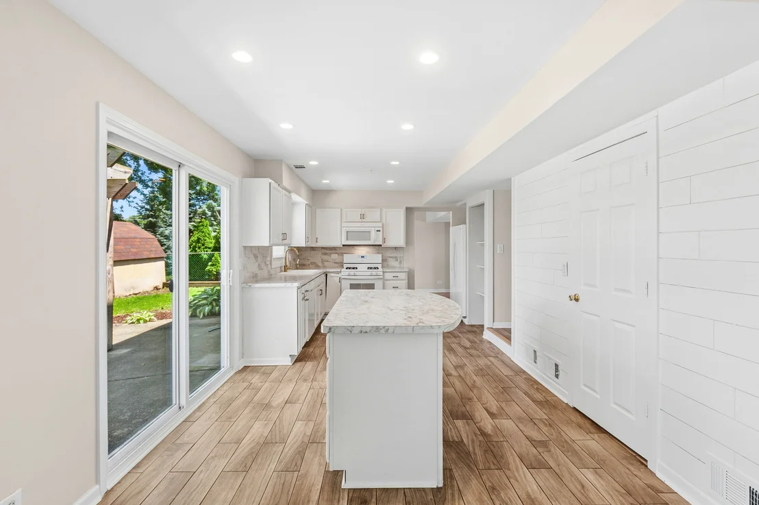 Photo of 465 Ridgefield Drive