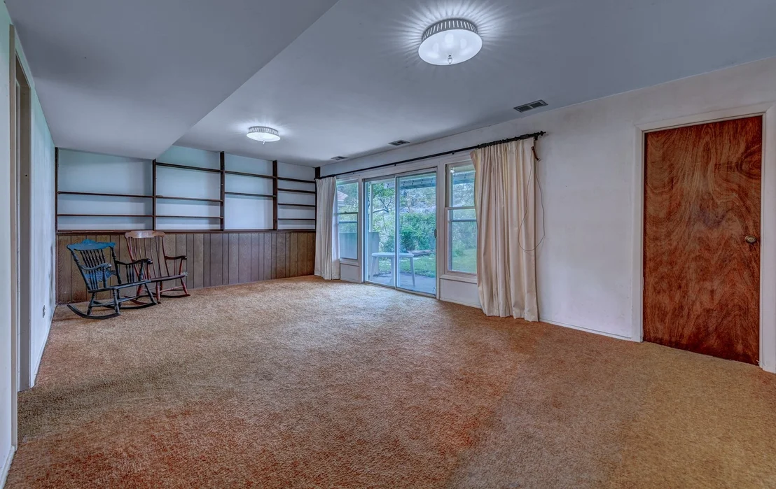 Photo of 1480 Mayfield Lane