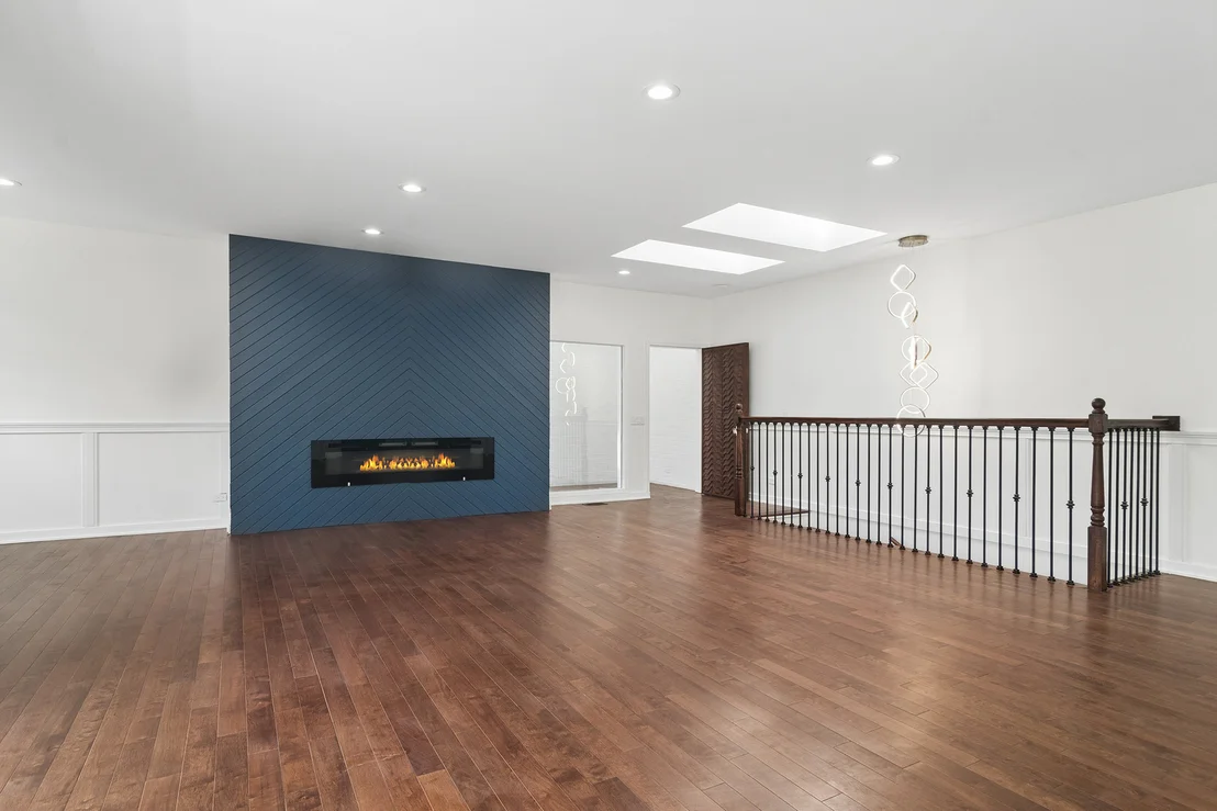 Photo of 6739 Lakeridge Drive