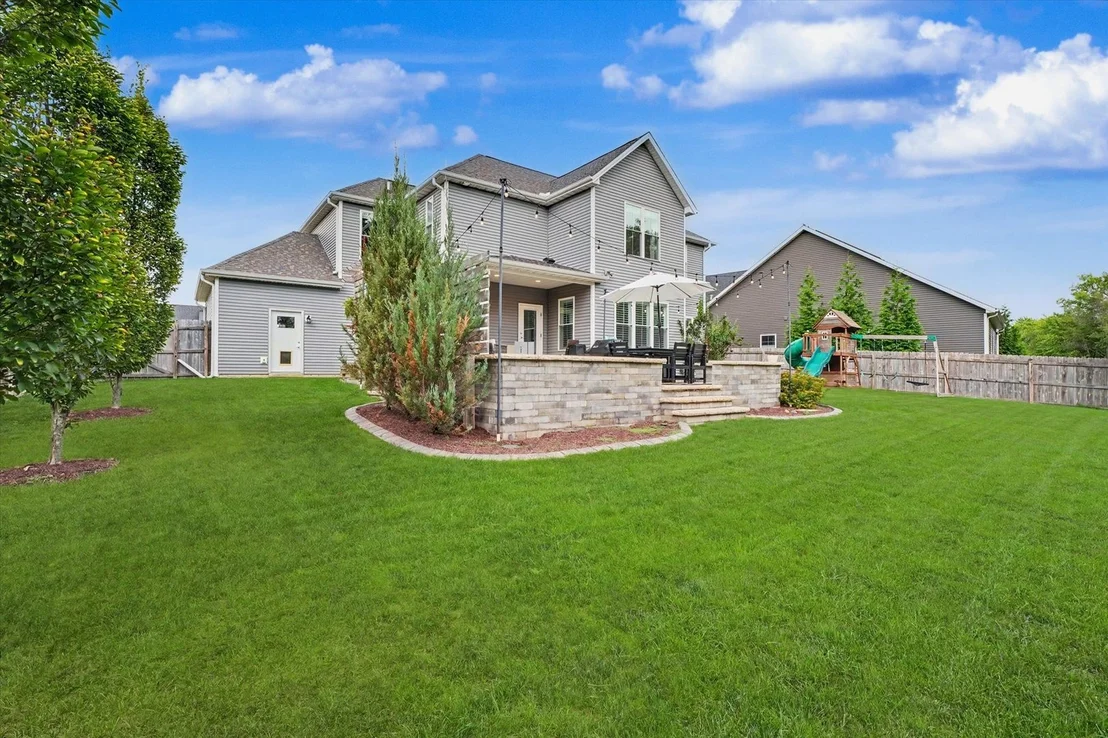 Photo of 413 Lake Falls Boulevard