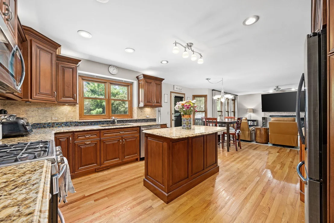 Photo of 452 Windsor Drive