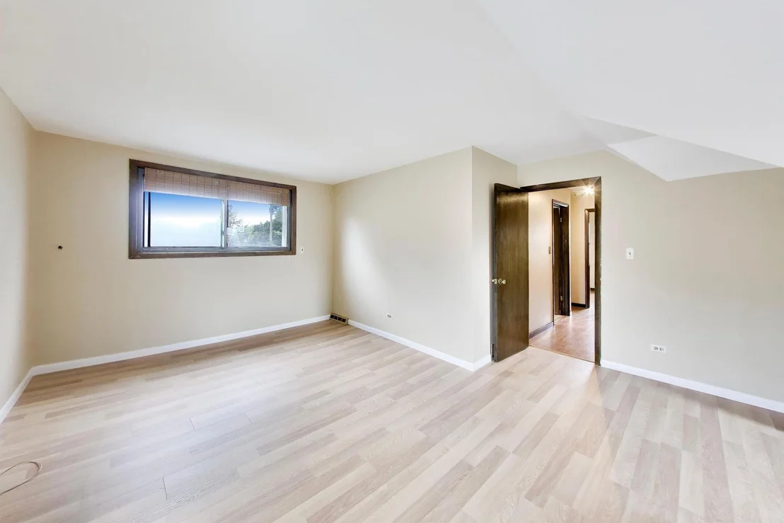 Photo of 3040 N Wolf Road