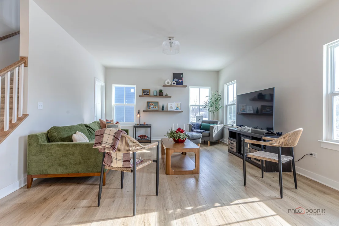 Photo of 1277 jones Road