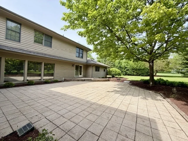 Photo of 11N071 Johnstown Road