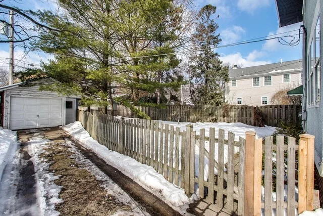 Photo of 121 DUPEE Place