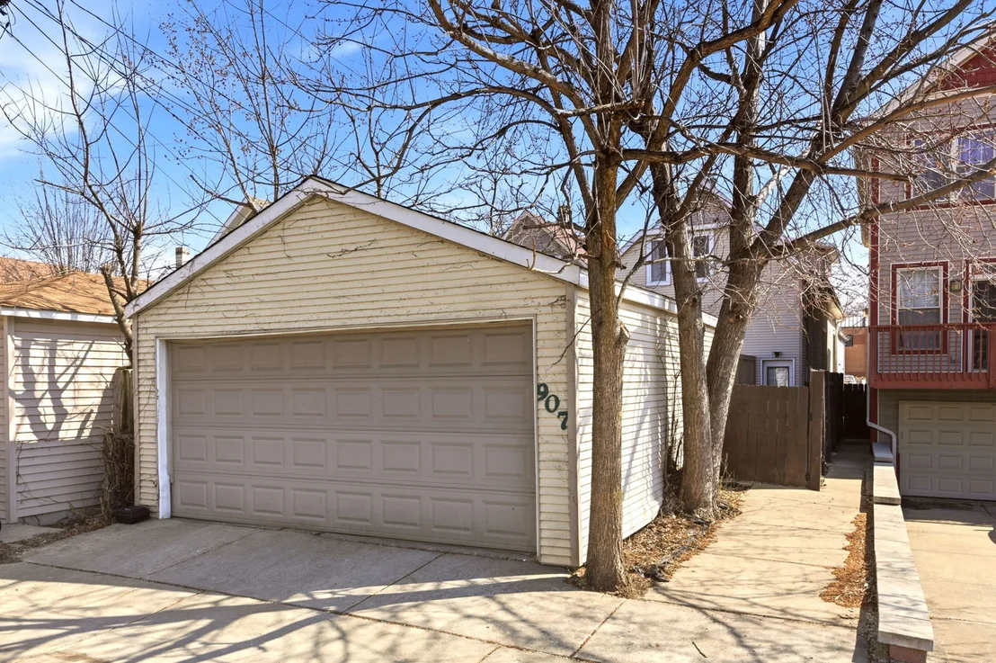 Photo of 907 Ferdinand Avenue