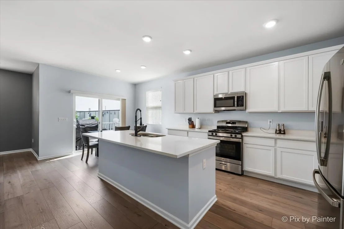 Photo of 466 Comstock Road