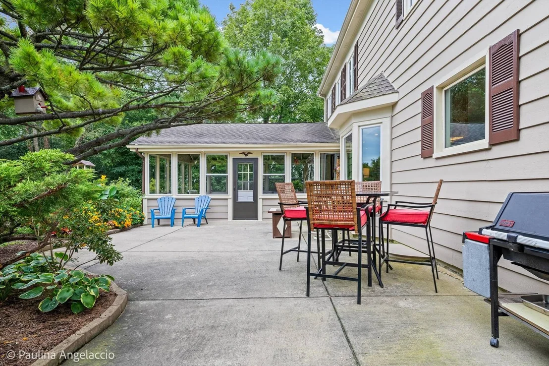 Photo of 22256 Cambridge Drive