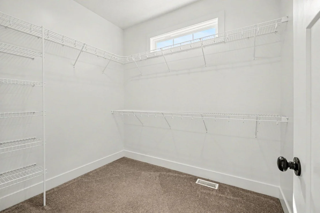 Photo of 42963 Mitchell Street