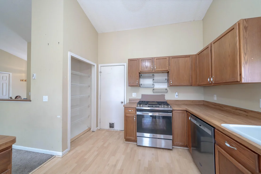 Photo of 11000 Saddlebrook Drive