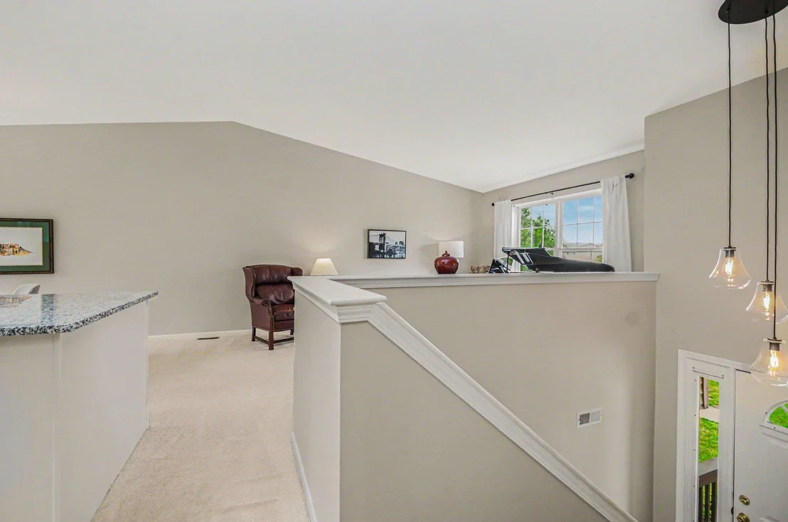 Photo of 6883 Maplelawn Drive