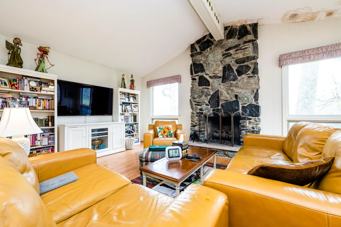 Photo of 3829 Tamarack Drive