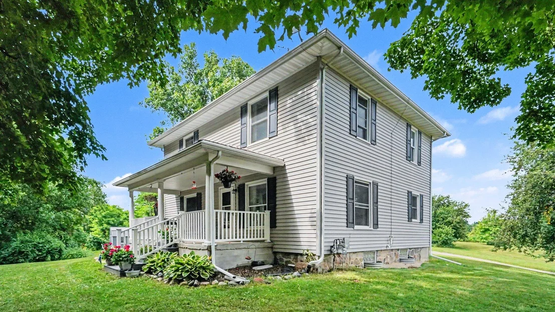 Photo of 2188 Sylvan Road