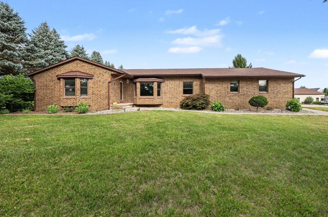 Photo of 7373 Dell Road