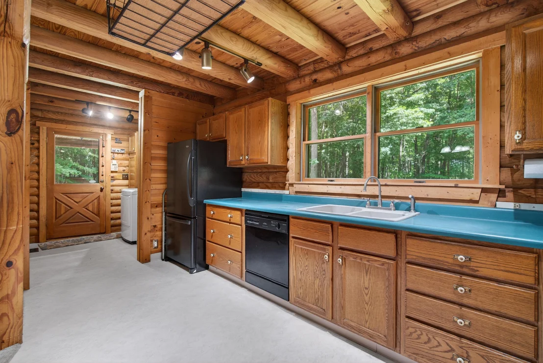 Photo of 7789 Thorne Road