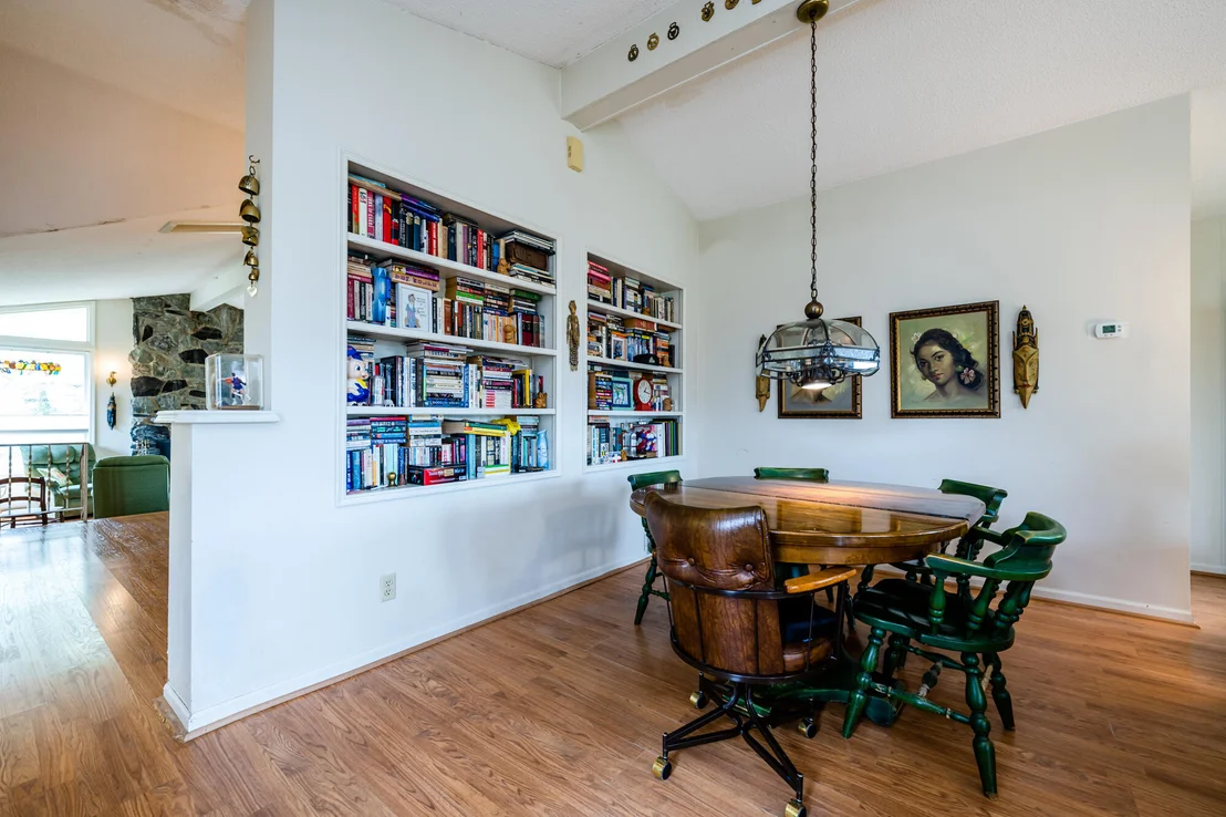 Photo of 3829 Tamarack Drive