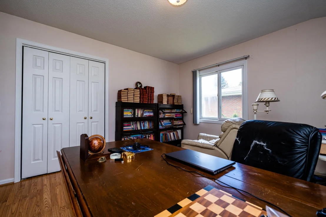 Photo of 3829 Tamarack Drive