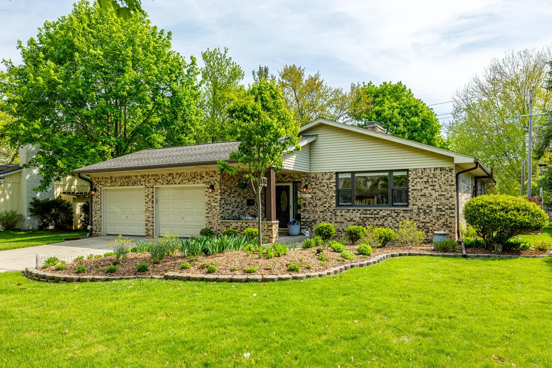 Photo of 454 Mills Road