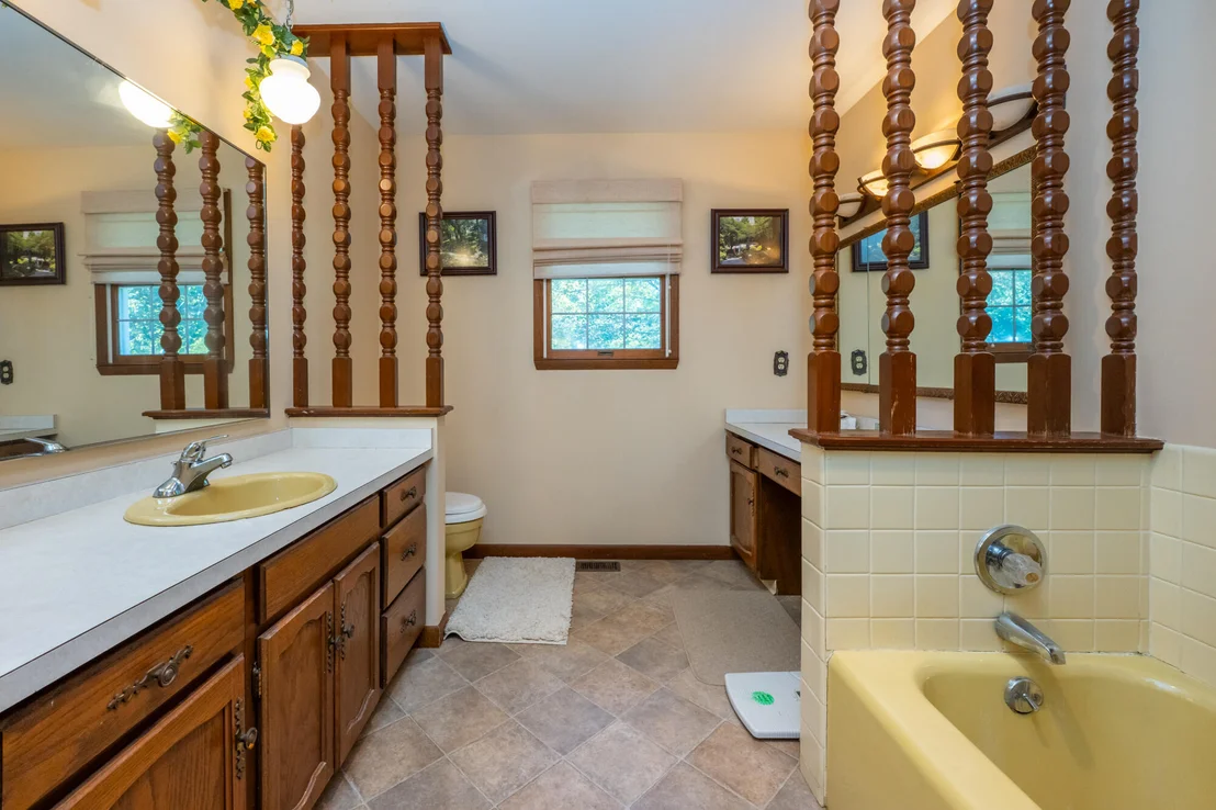 Photo of 2440 Lora Drive
