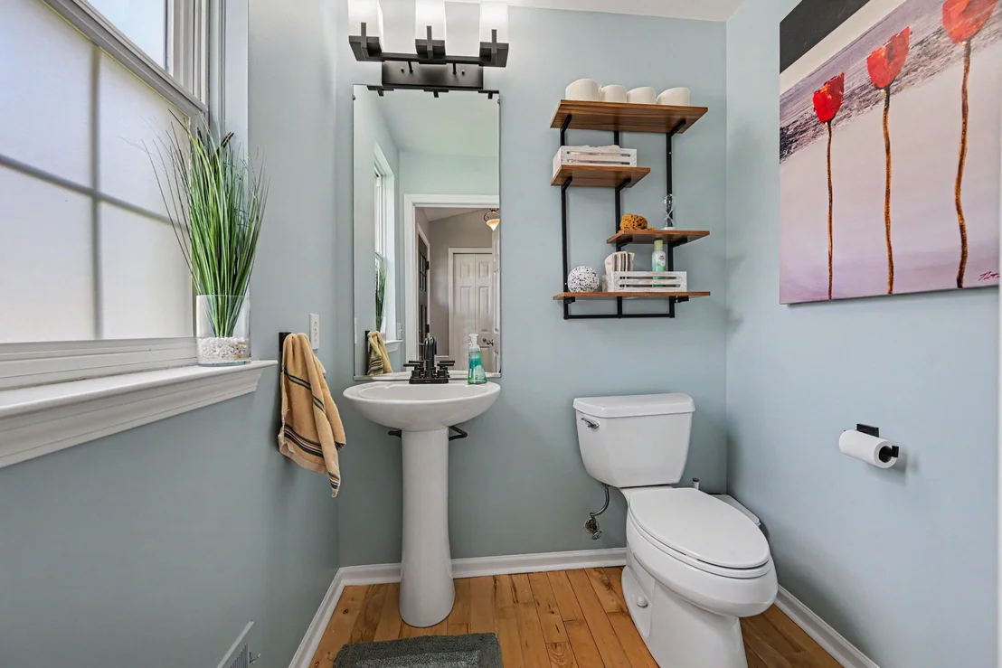 Photo of 6059 Mapleview Lane